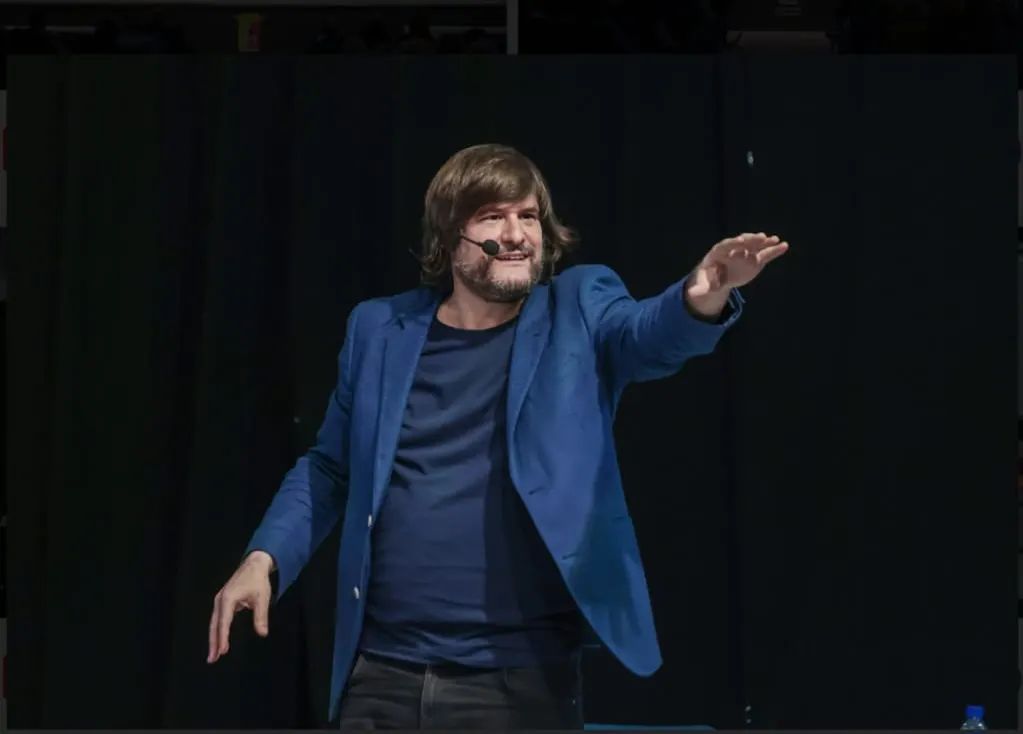 Luis Cebrián, presentando Eventos